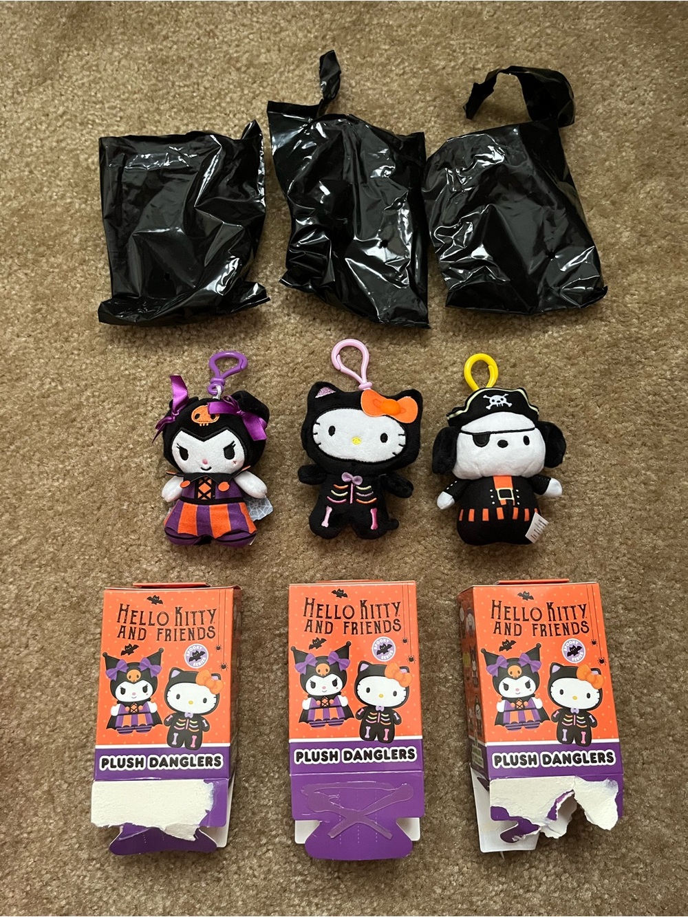 Viral Sanrio Halloween Plush Clip-On Set - Black, Orange, Purple, Pink, Yellow